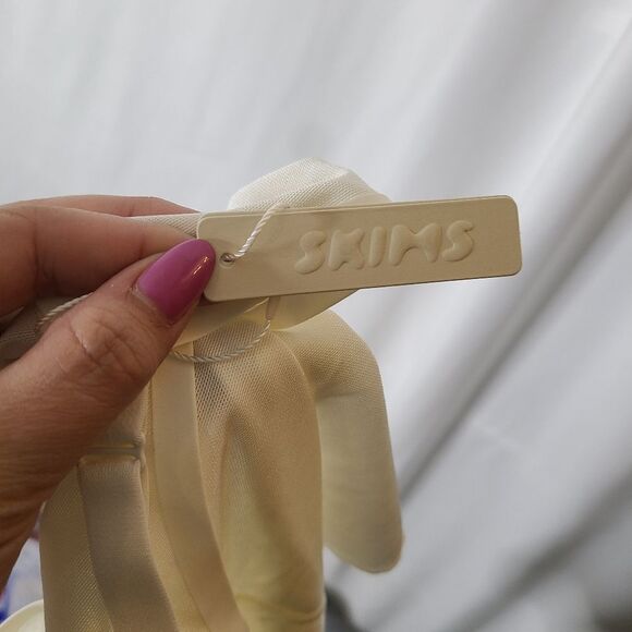 SKIMS POWER MESH BODYSUIT white/“marble” sz 3x NWT - Picture 3 of 6